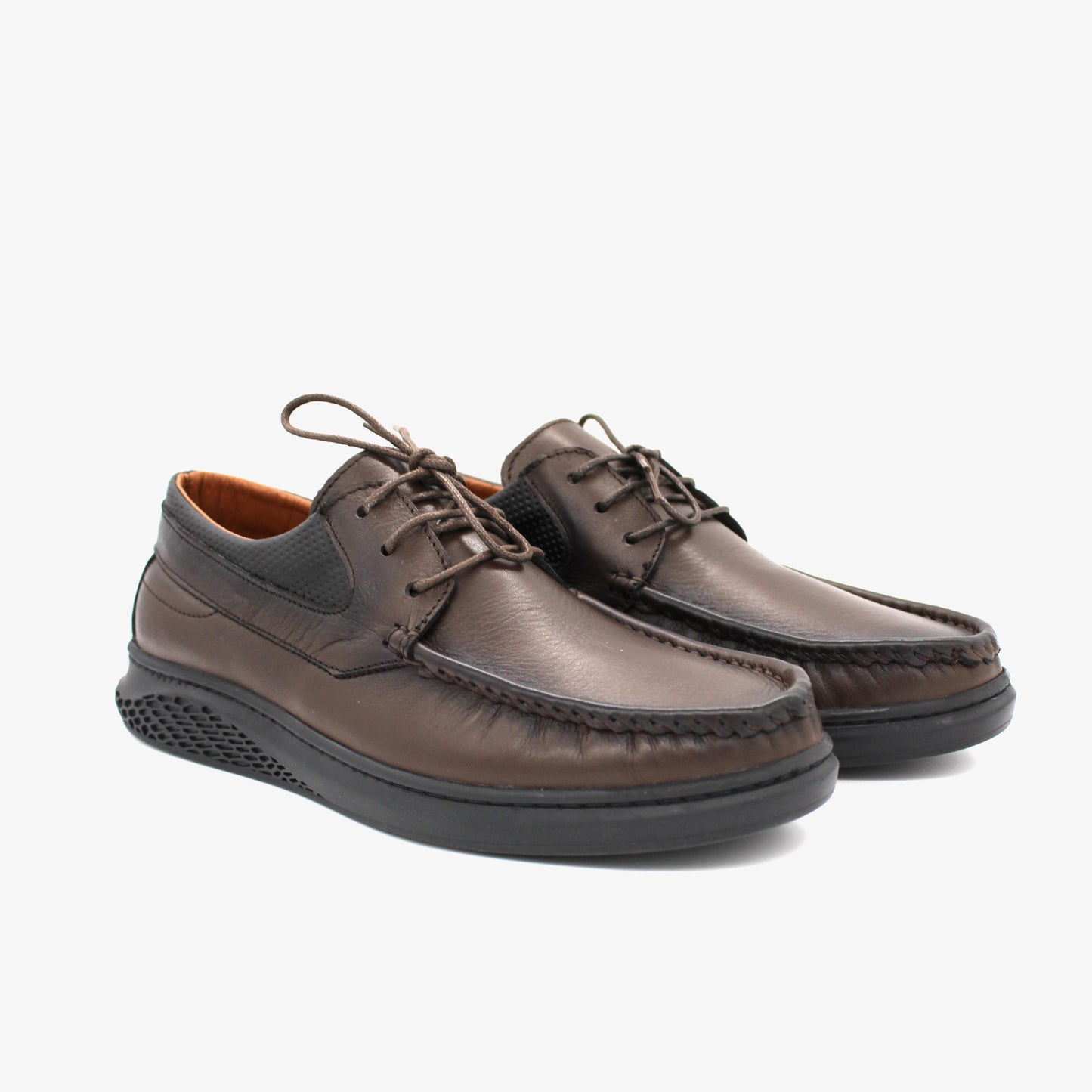 055 Boat Marron