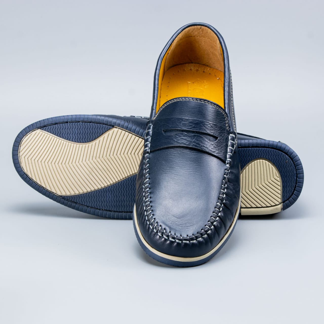 035  Mocassin Bleu